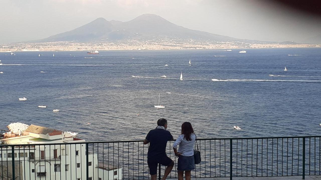 Отель La Dependance Di Marcello Napoli Centro Экстерьер фото